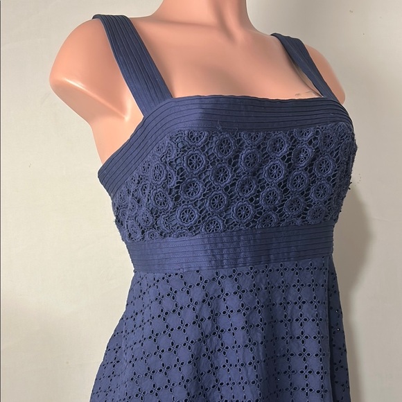 Donna Morgan Women’s Fit & Flare Dress 100%Cotton Belted Eyelet Lace Lined Sz 14 - Picture 2 of 14